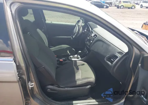 2012 Chrysler 200 Touring из США, поврежденный, VIN 1C3CCBBB6CN189912